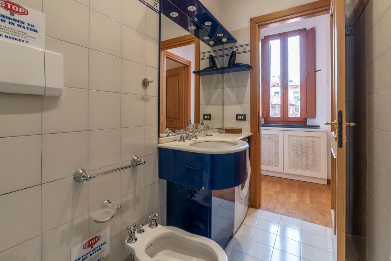 רומא Piazza Di Spagna Elegant Flat מראה חיצוני תמונה