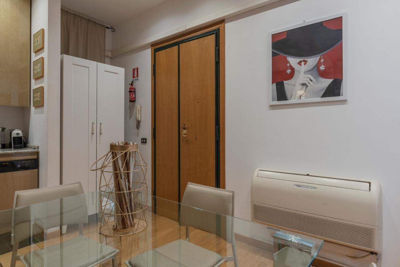 רומא Piazza Di Spagna Elegant Flat מראה חיצוני תמונה